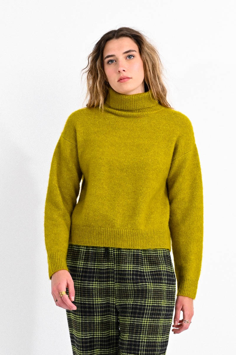 Young Ladies Knitted Sweater in Pistachio-Lemons and Limes Boutique