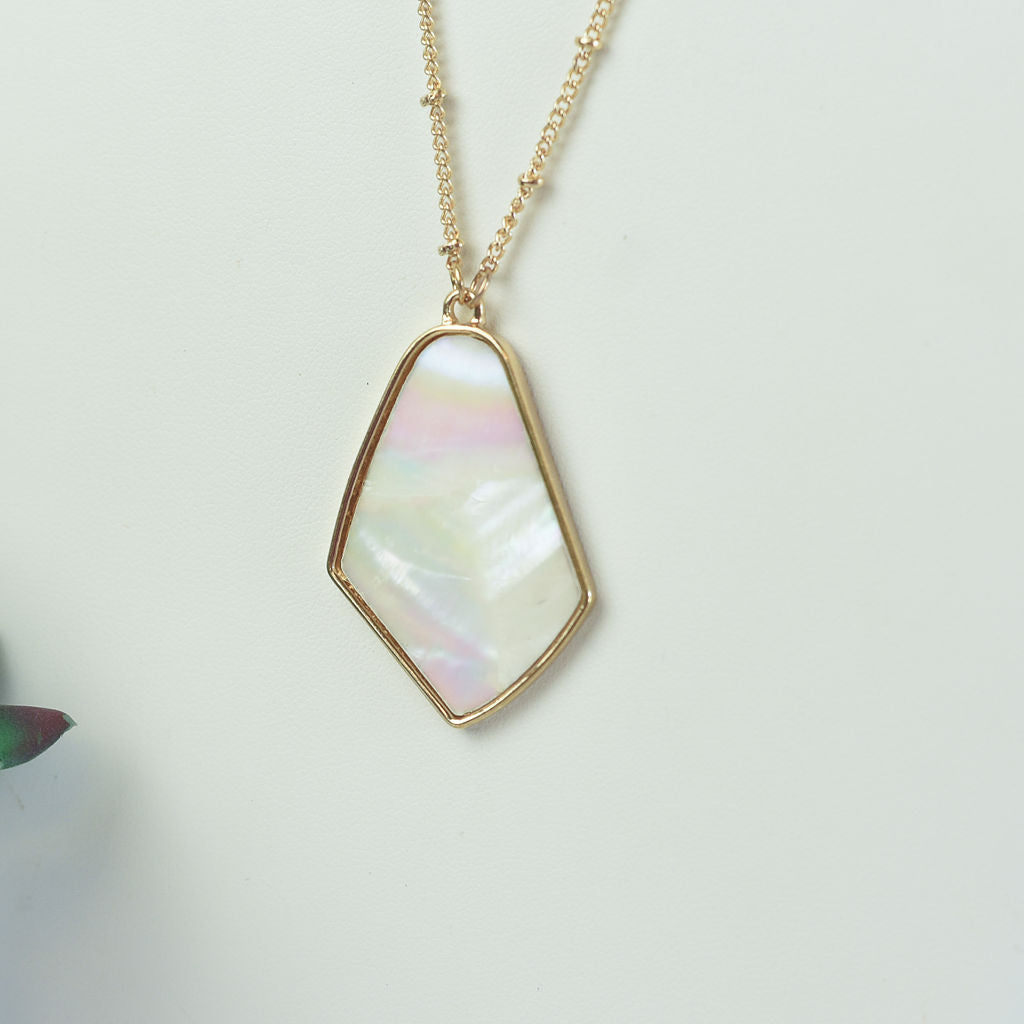 Kendi Shell Slab Pendant Necklace--Lemons and Limes Boutique