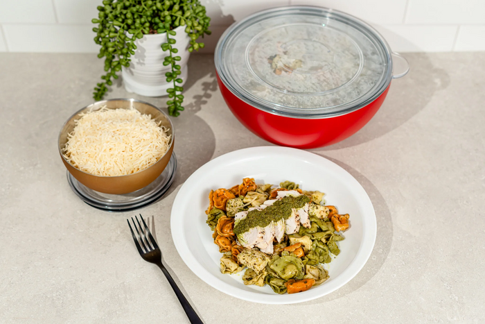 Vacuum-Insulated Large Serving Bowl (3Q) in Strawberry by Served-Lemons and Limes Boutique