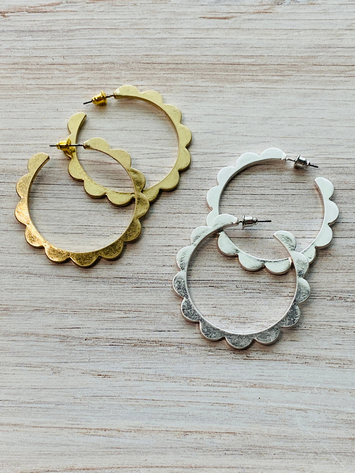 Sarah Scalloped Hoop Earrings-Earrings-Lemons and Limes Boutique