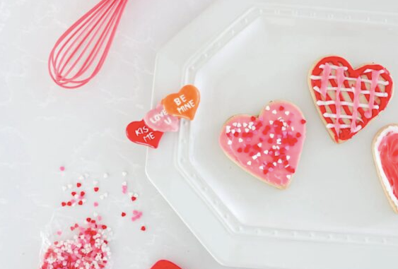 It's a Love Thing Mini by Nora Fleming-Lemons and Limes Boutique