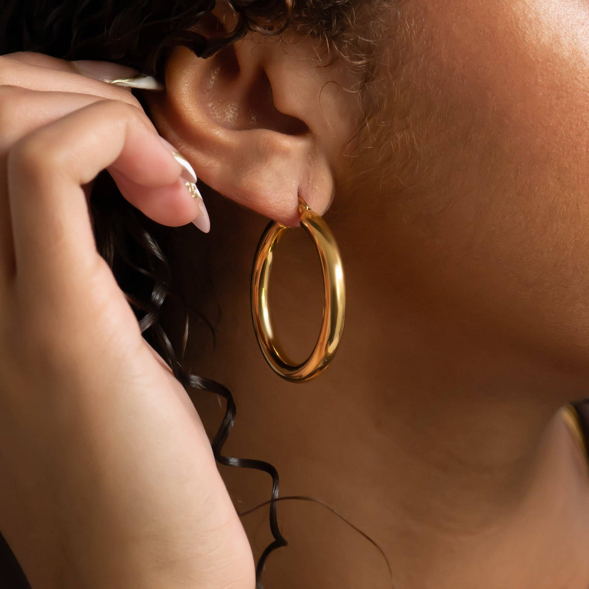 18K Gold PVD Stainless Steel Chunky Hoop Earring: Stainless / 25mm