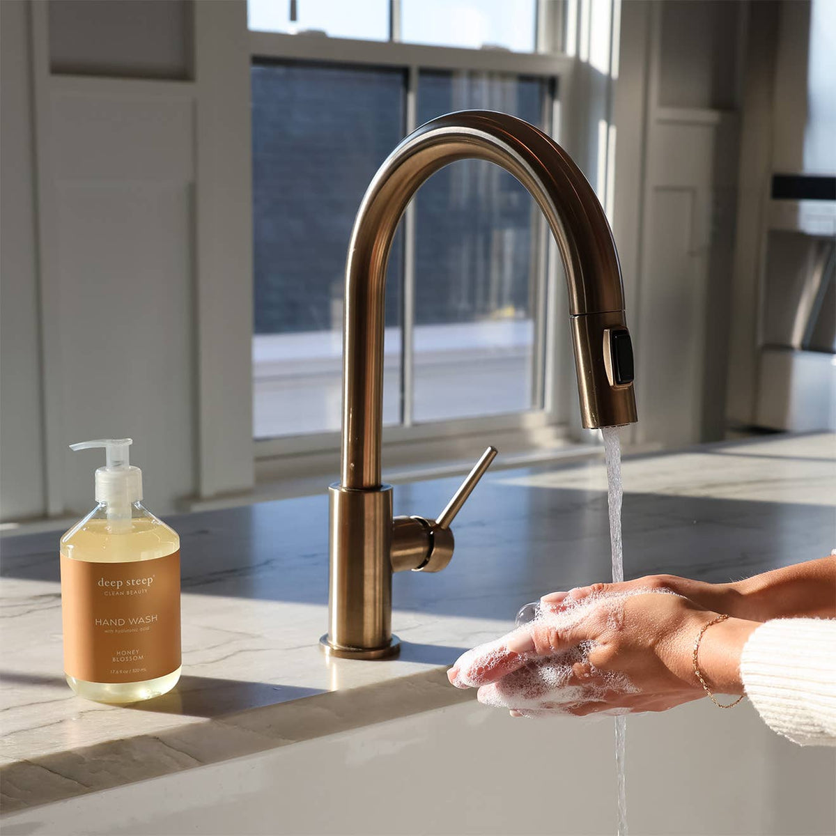 Argan Oil Liquid Hand Wash in Honey Blossom-Lemons and Limes Boutique