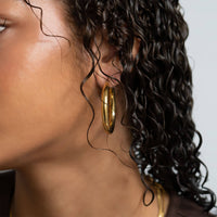 18K Gold PVD Stainless Steel Chunky Hoop Earring: Stainless / 25mm