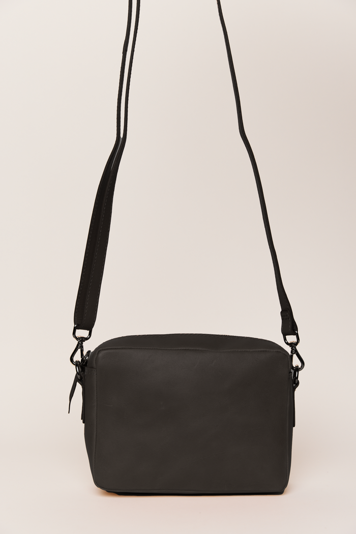 Aurora Crossbody in Black--Lemons and Limes Boutique