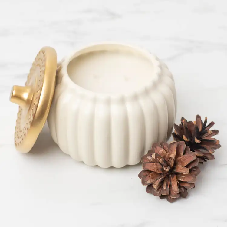 Ivory Ceramic Pumpkin Jar Candle - Pumpkin Soufflé