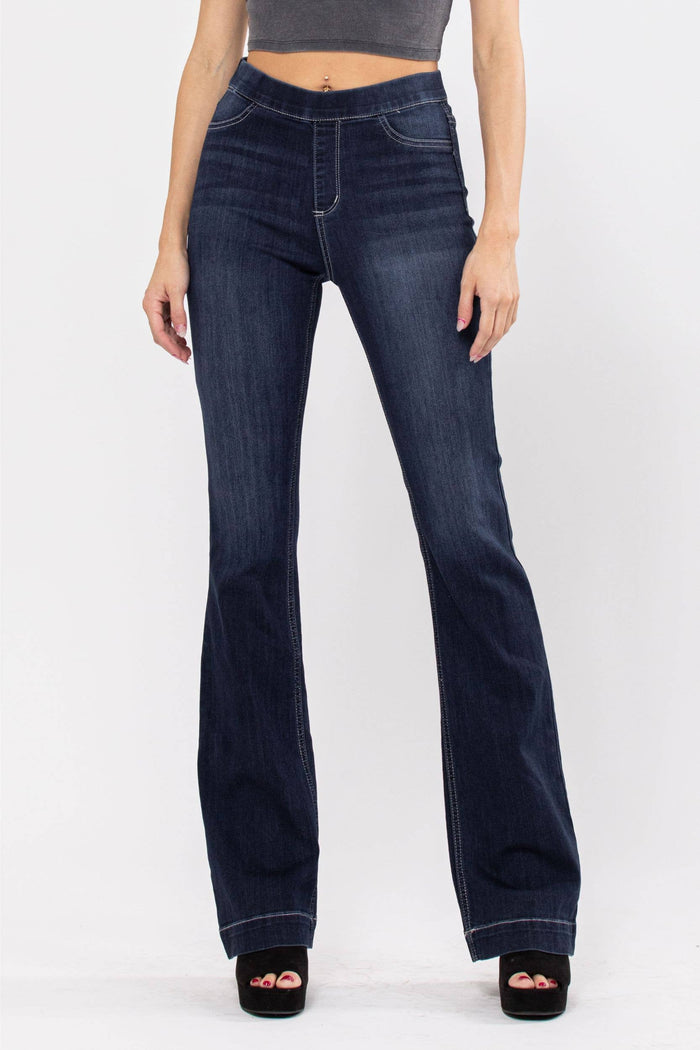 Signature High Rise Dark Wash Boot Cut Jeans--Lemons and Limes Boutique