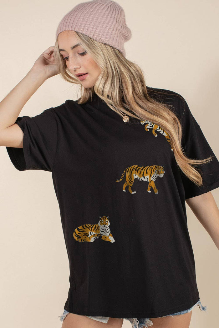 Women's Tiger Graphic Tee in Black--Lemons and Limes Boutique