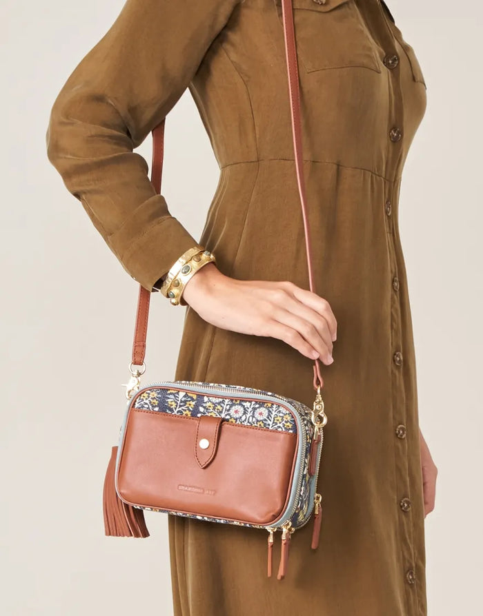 Spartina Meryl Crossbody in Jones Hundred-Lemons and Limes Boutique