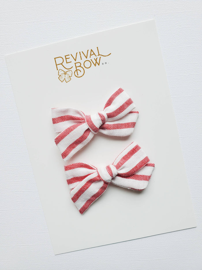 Christmas Pigtail Bow Set in Candy Cane Stripe--Lemons and Limes Boutique