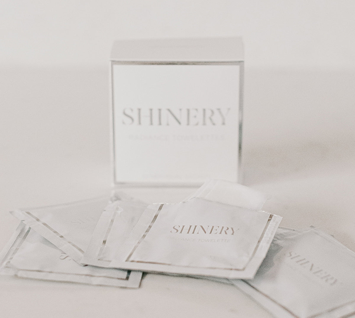 Shinery Radiance Towelette--Lemons and Limes Boutique