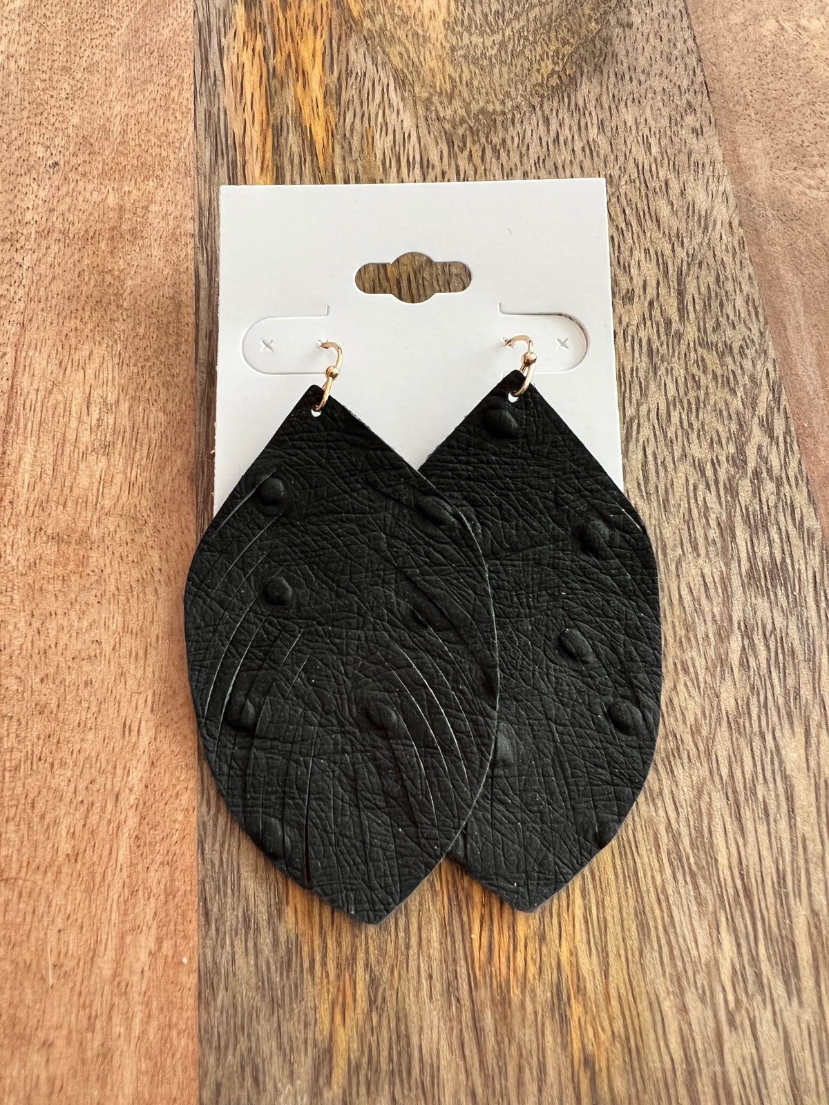 Textured Feathered Dangles - Black-Lemons and Limes Boutique